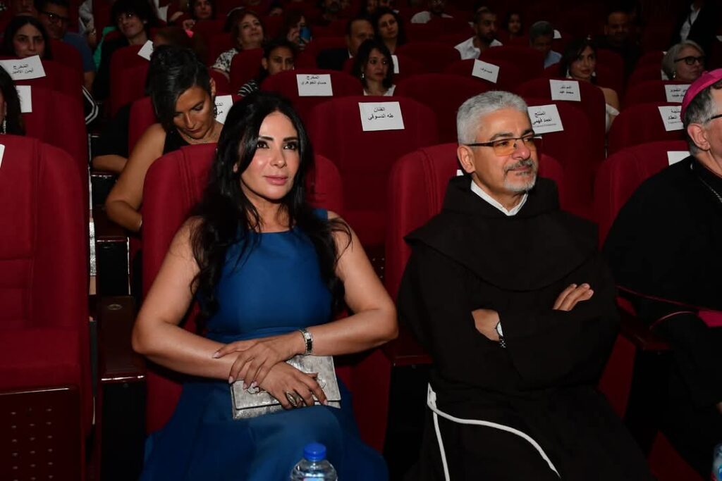 منى زكى: ستظل أجمل حاجة في "رحلة 404" أنه فيلم يجسد رحلة استثنائية
