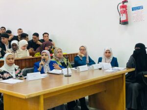 «تمريض قناة السويس» تناقش مشروعات تخرج طلاب المستوى الرابع